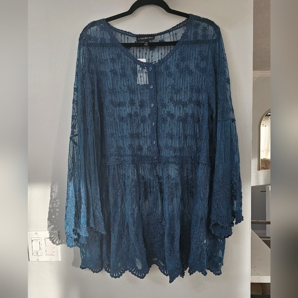 Lane Bryant Blue Bell Sleeve Relaxed Tunic - Picture 4 of 10